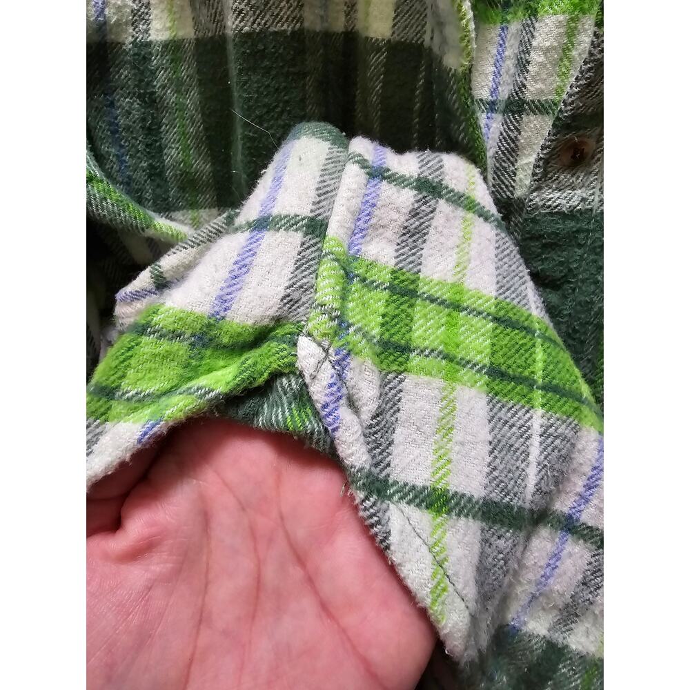Green plaid Aerie button down flannel shacket shirt jacket size medium - Picture 5 of 10